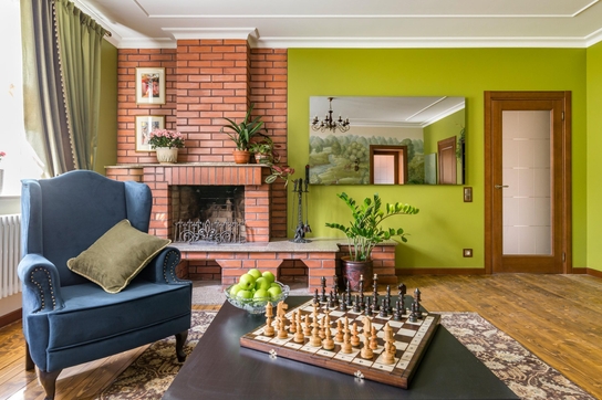 "Идеальный ремонт": яркая неоклассика для Светланы Зейналовой